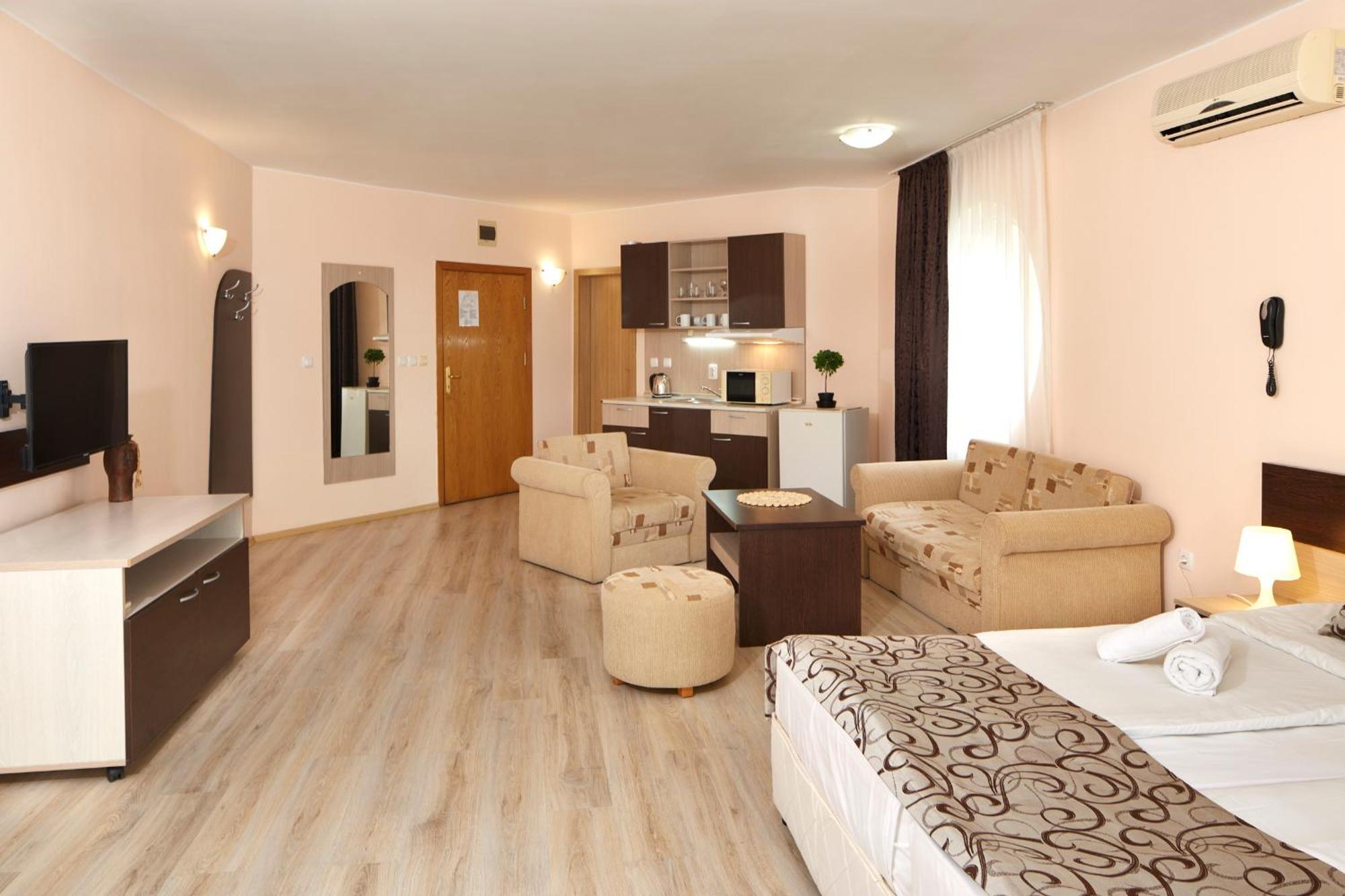 Vechna R Hotel apartamentowy Słoneczny Brzeg