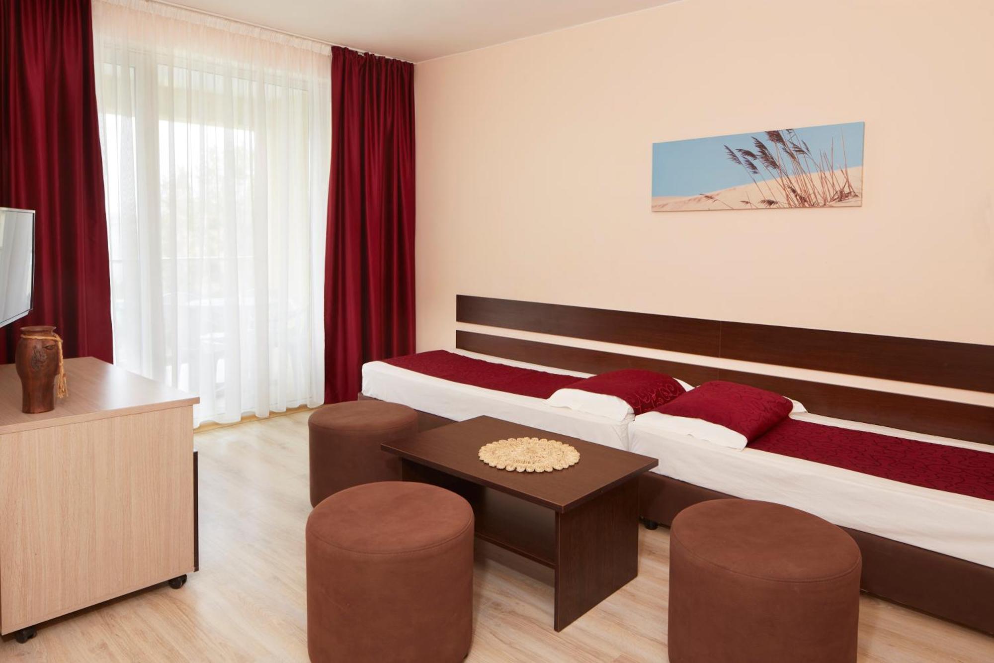 Vechna R Hotel apartamentowy 3*