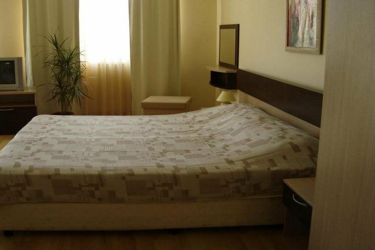 Vechna R Hotel apartamentowy 3*